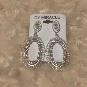Dazzling Ear rings